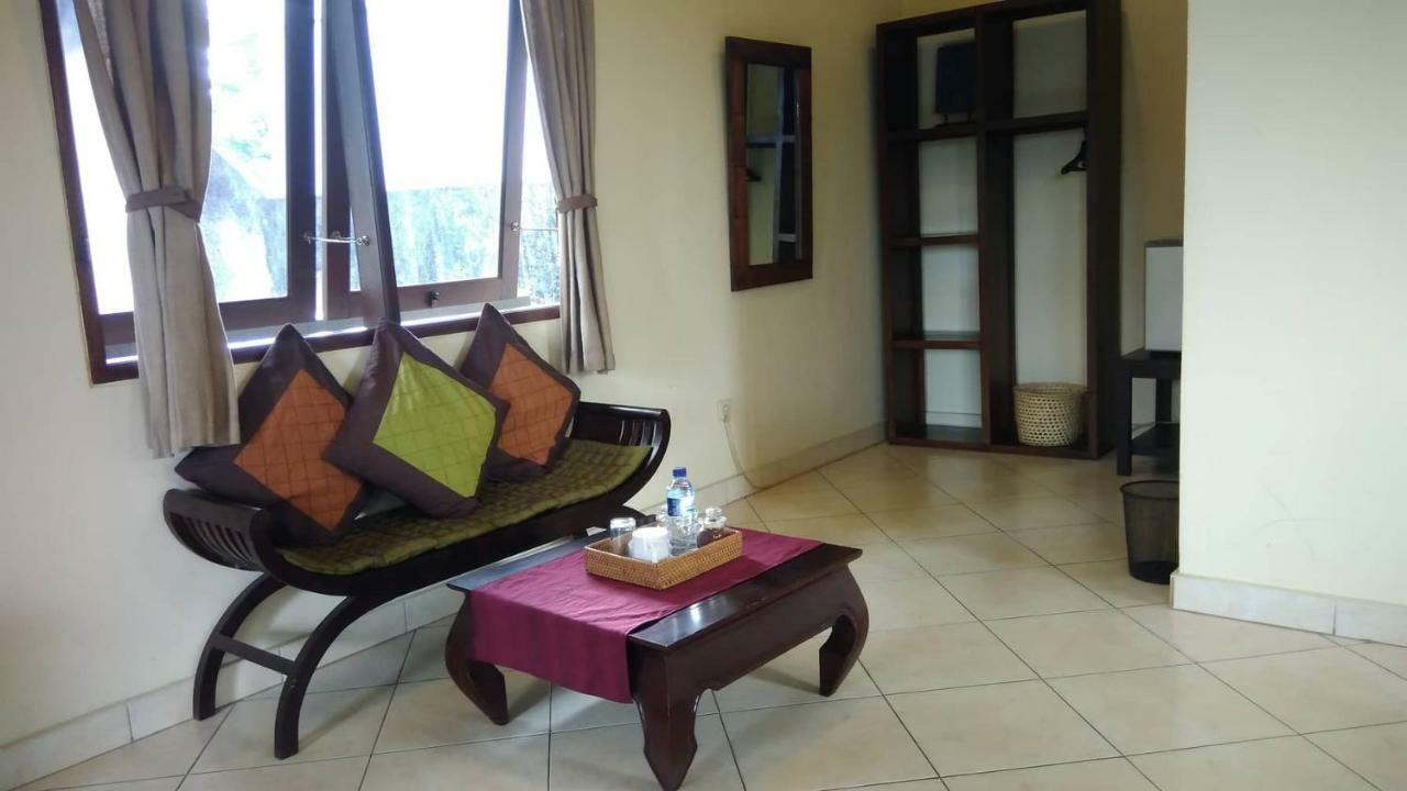 Prasanti Bed & Breakfast Ubud  Exterior photo
