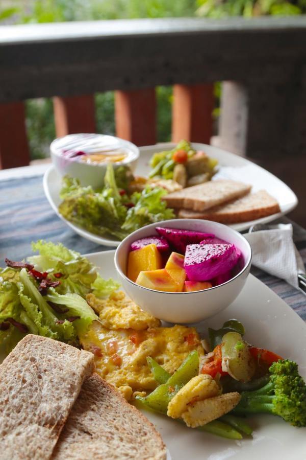 Prasanti Bed & Breakfast Ubud  Exterior photo